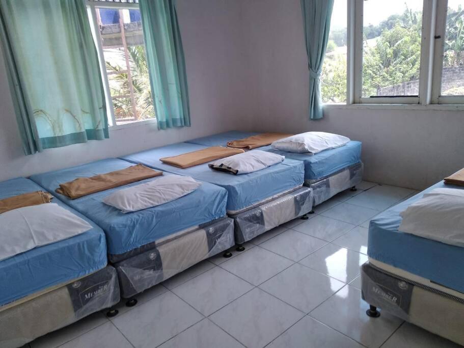 Garden Villas Cipanas Sindanglaya Екстериор снимка