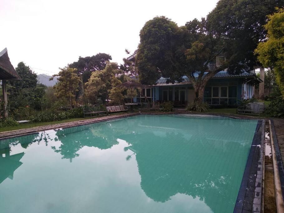 Garden Villas Cipanas Sindanglaya Екстериор снимка